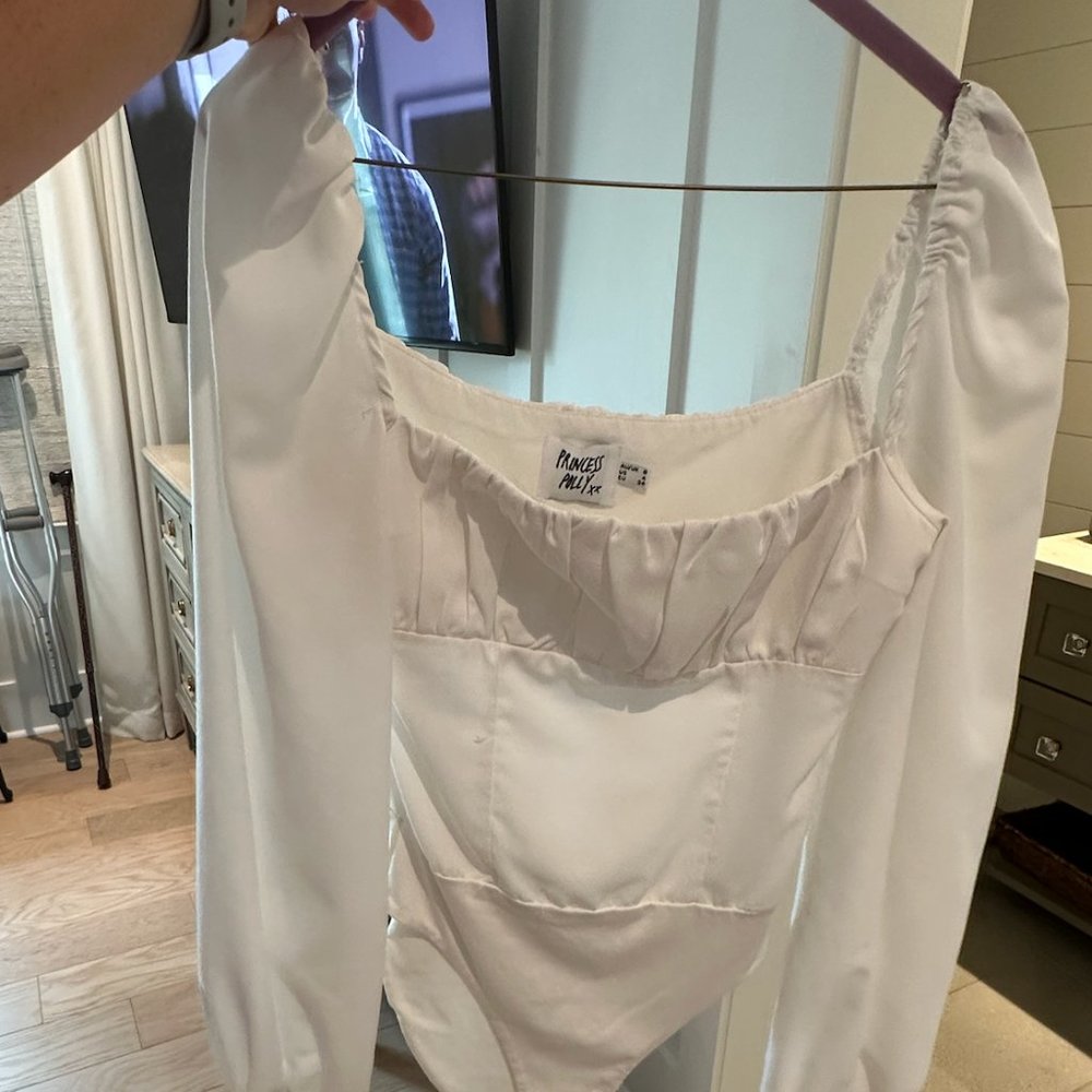 White Princess Polly Bodysuit size 4 long sleeve